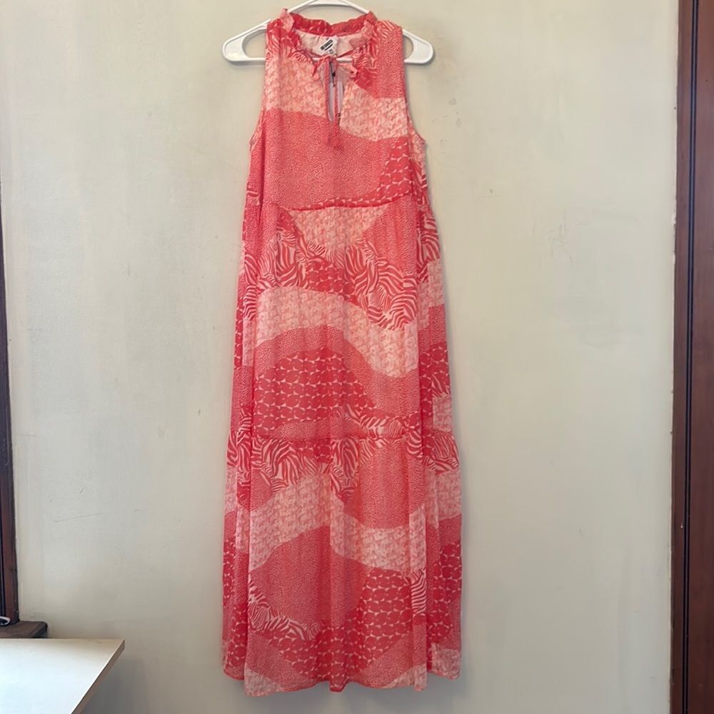 BB Dakota red white patterned sleeveless ruffle neck maxi dress Size XS New